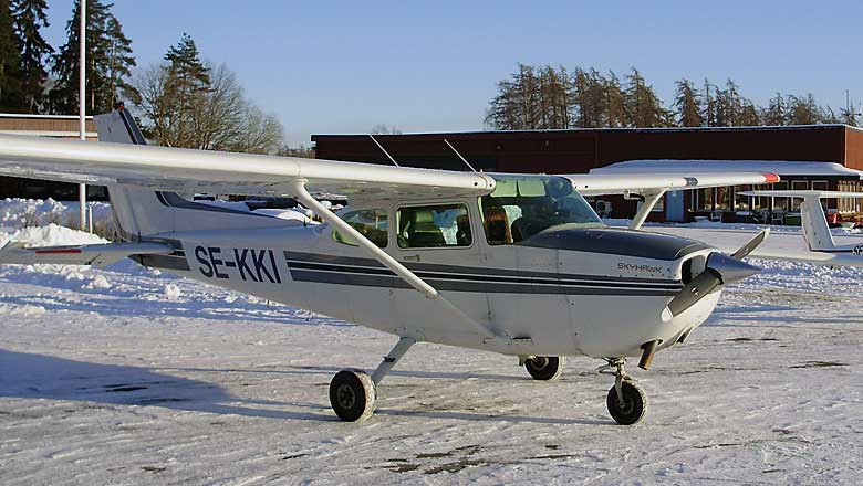 SE-KKI Cessna Skyhawk