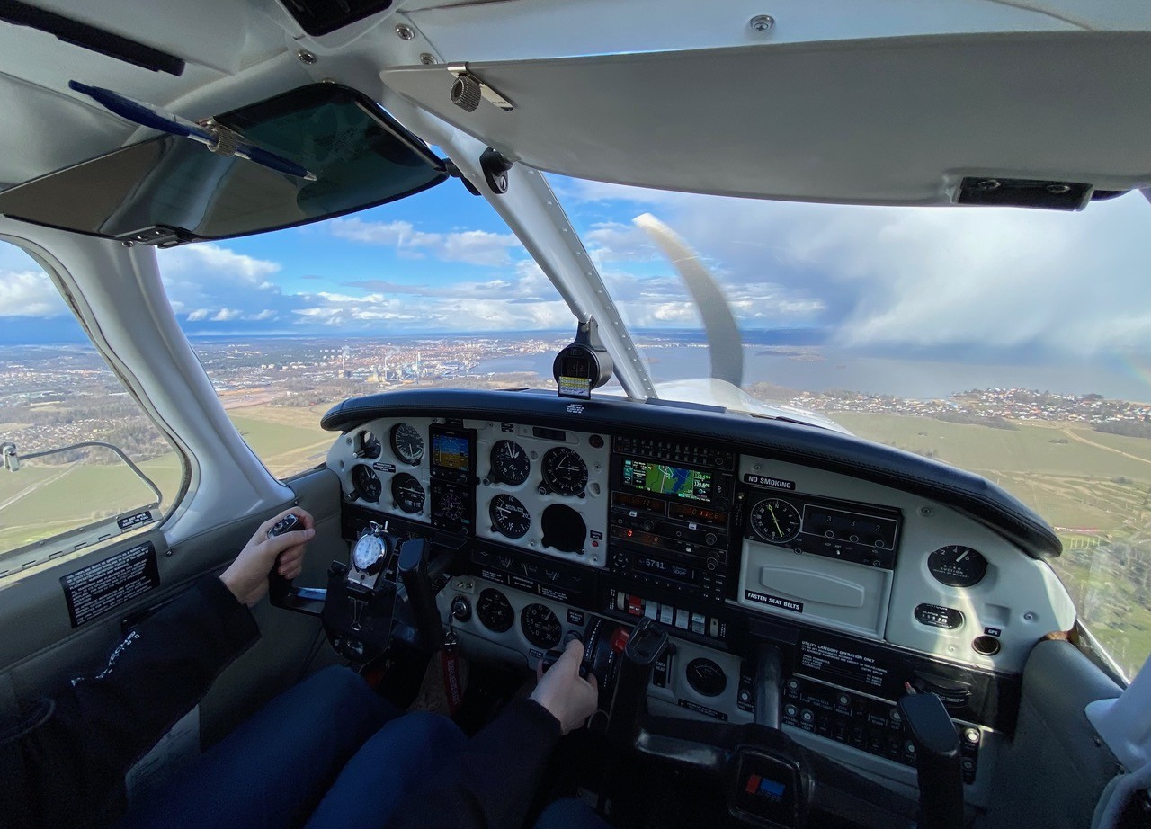 Piper Archer II PA28-181 – SE-KFM bild 2