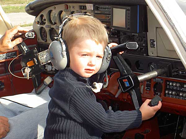 Liten pilot vid spaken