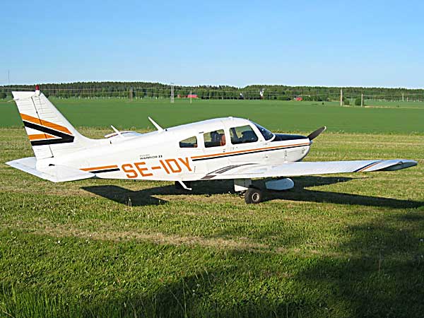 SE-IDY Piper Warrior