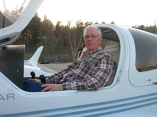 I cockpit på DA42